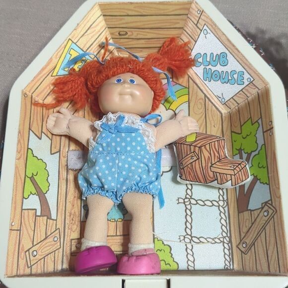 Cabbage Patch Kids Pin-Ups Mini Doll Charlene Jenny in Clubhouse, - Picture 4 of 5